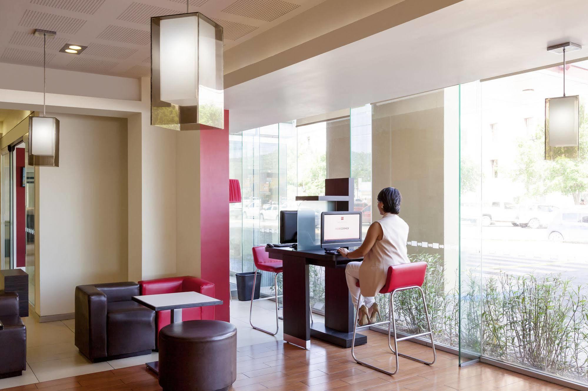 Ibis Hermosillo Dış mekan fotoğraf